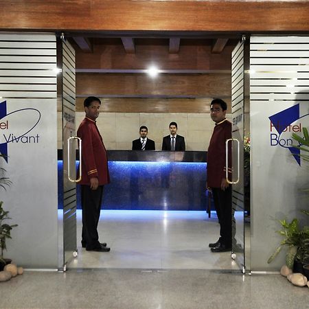 Hotel Bon Vivant Dhaka Buitenkant foto
