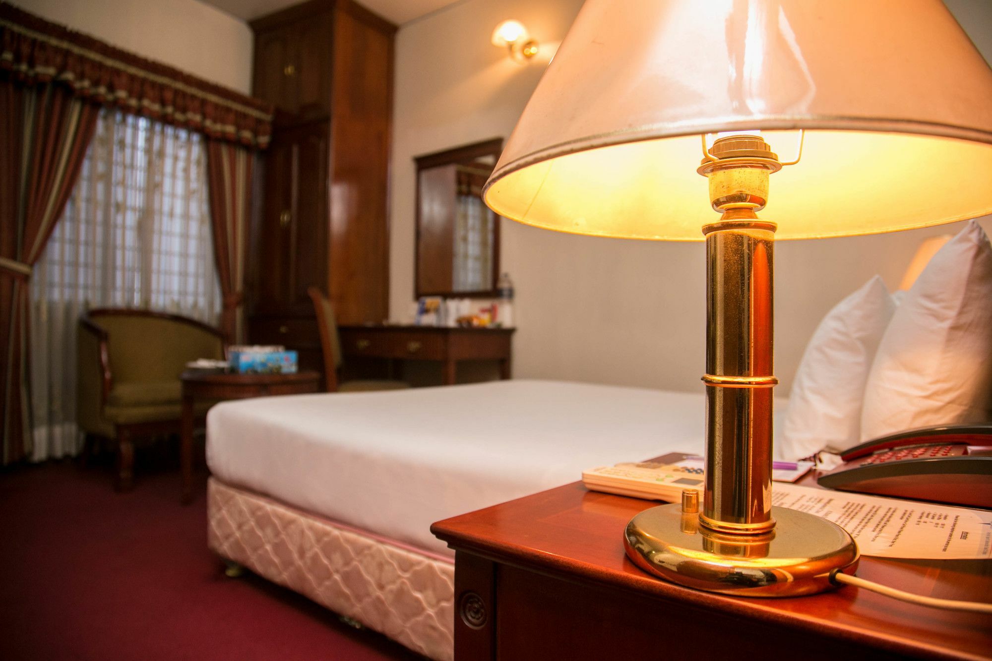 Hotel Bon Vivant Dhaka Buitenkant foto