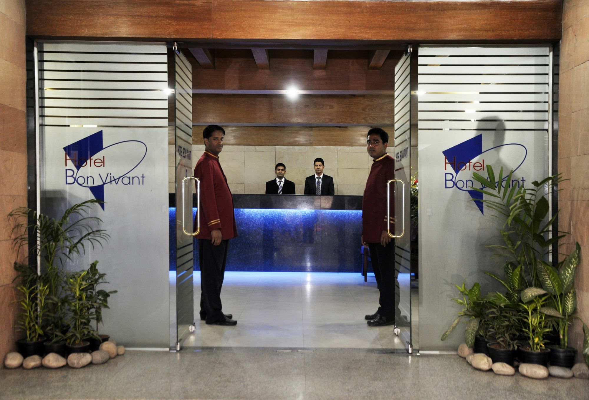 Hotel Bon Vivant Dhaka Buitenkant foto